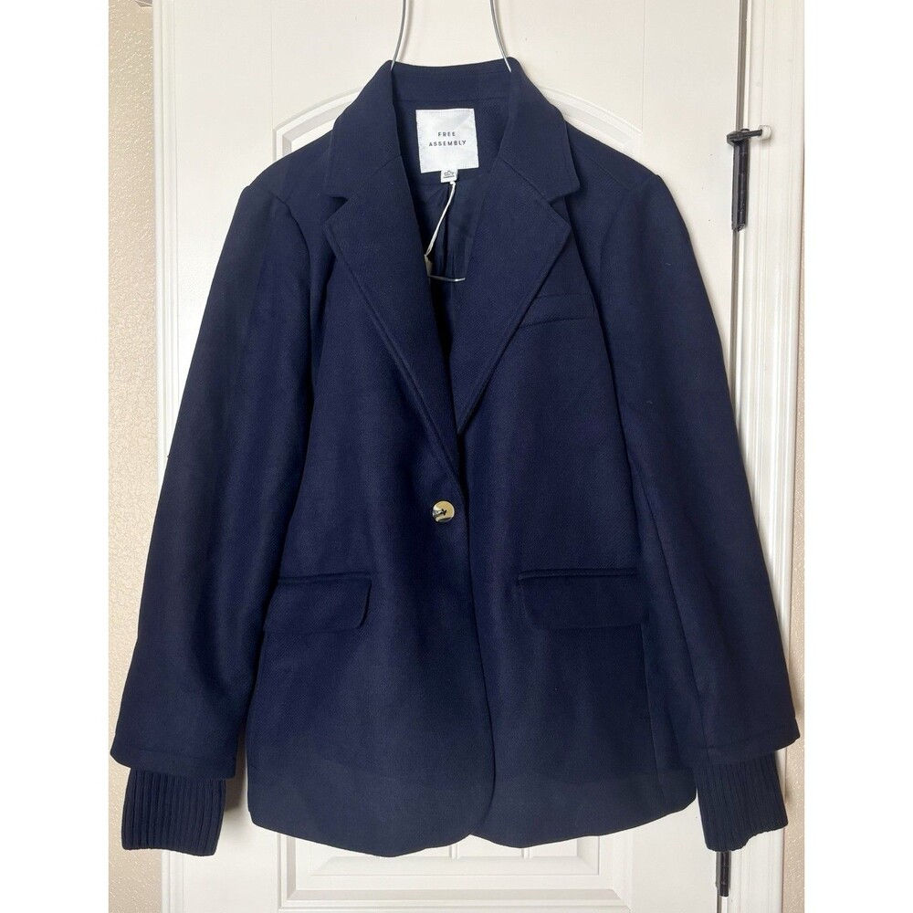 NWT Free Assembly SB Blazer With Rib Cuff Women’s Blue Lined Button XL (16-18)